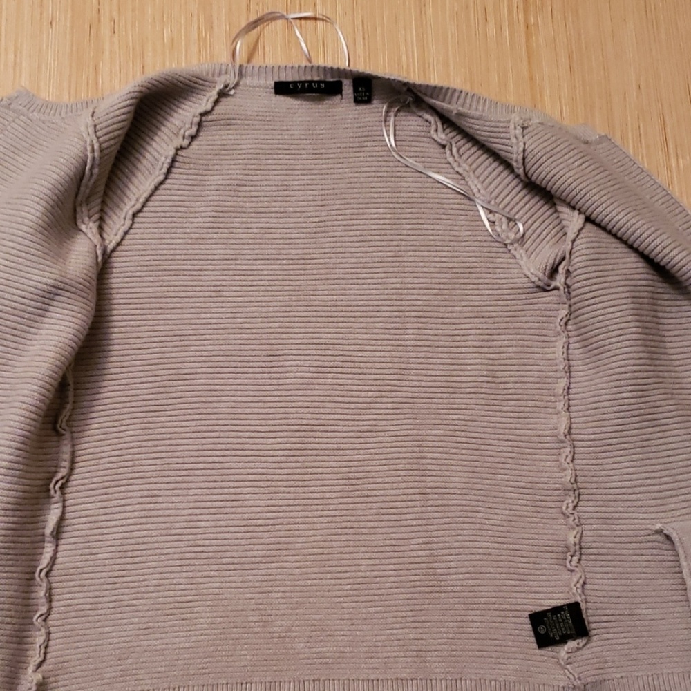 Cyrus tan Winter sweater with pockets - Picture 3 of 5